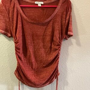 Derek Heart Short Sleeve Rust Tee